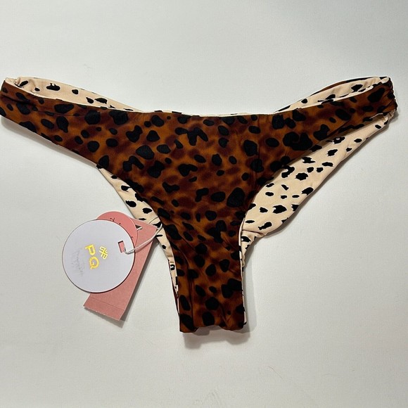 PilyQ PQ Wild Heart Reversible Animal Print Ruched Swim Bikini Bottom Size M NWT - Picture 2 of 8